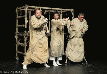 תיאטרון קרוב - לעוף אל החופש - קומדיה מטורפת בישראל
