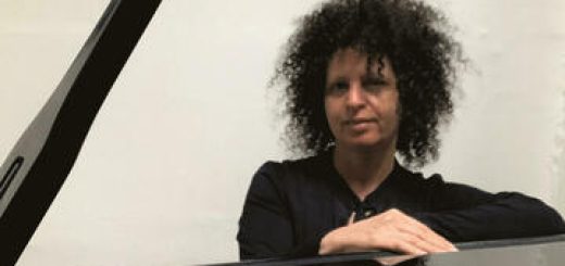 ד"ר ענבל גוטר ושי שרייבר: מחזות הזמר הגדולים - לקחת את הבידור ברצינות בישראל