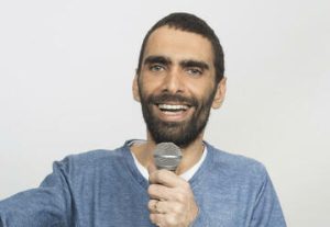נחום דידי במופע סטנד אפ בישראל