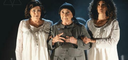 מניין נשים - תיאטרון הבימה בשיתוף תיאטרון באר שבע בישראל